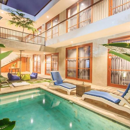 The Jero 18 Kuta Guest House Экстерьер фото